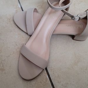 women pump